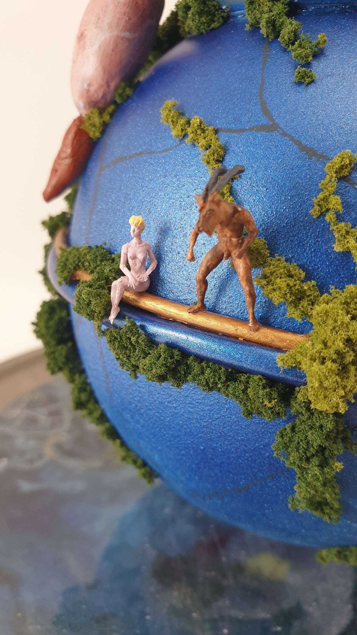 Fountain of earthly delights