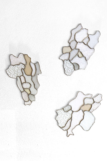 Peeling Lucent Bark